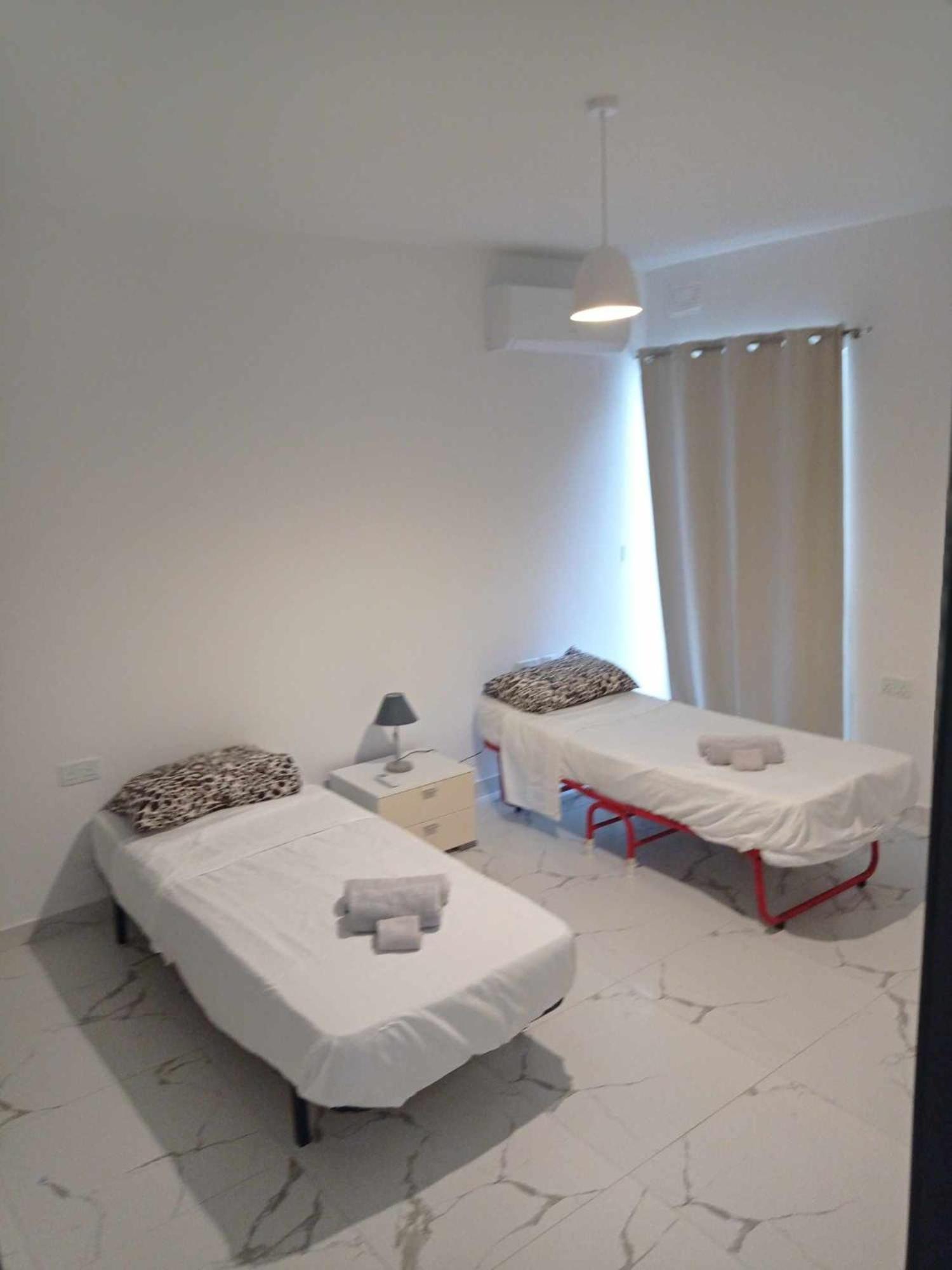 Poppy Court Appartement Marsaskala Buitenkant foto
